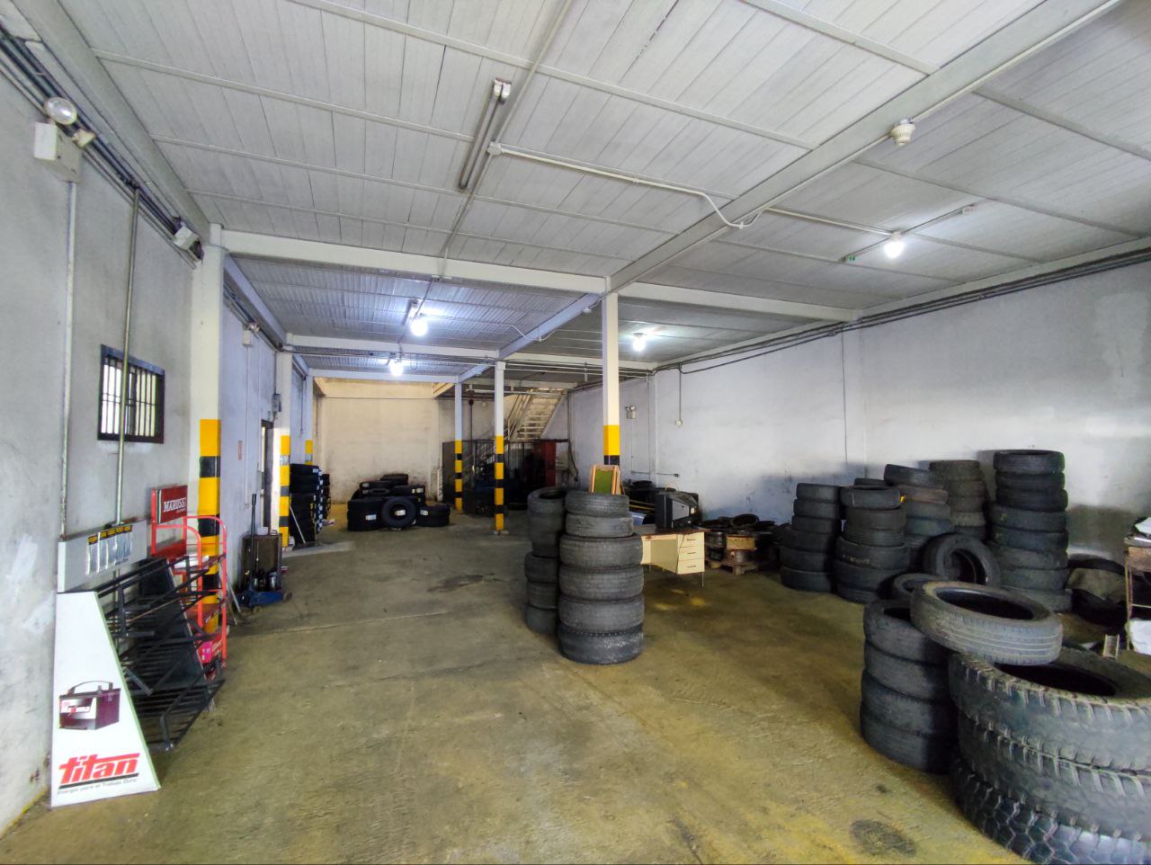 277238 Edificio Local Comercial En Venta 1908mts2 San Blas Valencia, Edo Carabobo. ( Distribuidora y
